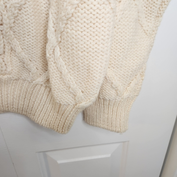 Vintage Copley Men's M  Button Down V NECK Sweater Made in Italy 100% Wool - Picture 6 of 11